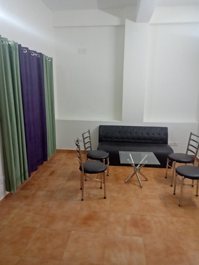 Hotel Nathu Palace New Delhi Bagian luar foto